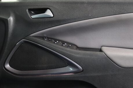 Vauxhall Crossland X TECH LINE NAV ECOTEC S/S 36