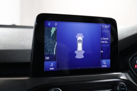 Ford Focus TITANIUM 37