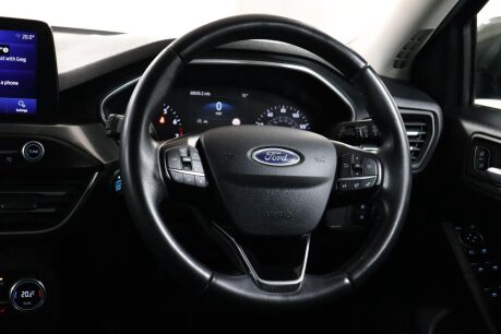 Ford Focus TITANIUM 46
