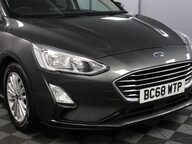 Ford Focus TITANIUM 26
