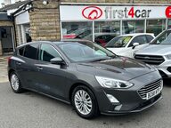 Ford Focus TITANIUM 1
