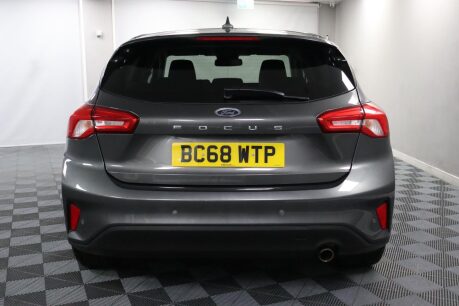 Ford Focus TITANIUM 8