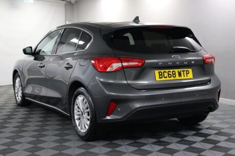Ford Focus TITANIUM 10