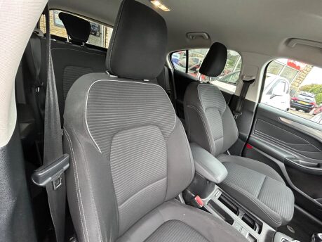 Ford Focus TITANIUM 10