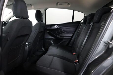 Ford Focus TITANIUM 42