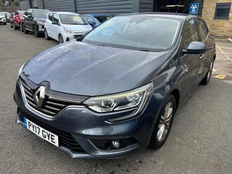 Renault Megane DYNAMIQUE NAV DCI 5