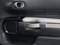 Citroen C4 Cactus PURETECH FLAIR S/S 36