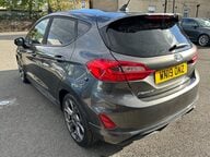 Ford Fiesta ST-LINE 6