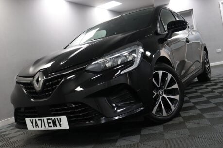 Renault Clio ICONIC TCE 31