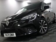 Renault Clio ICONIC TCE 10