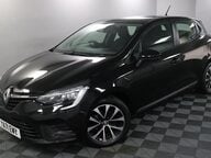 Renault Clio ICONIC TCE 19