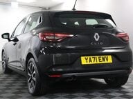 Renault Clio ICONIC TCE 29