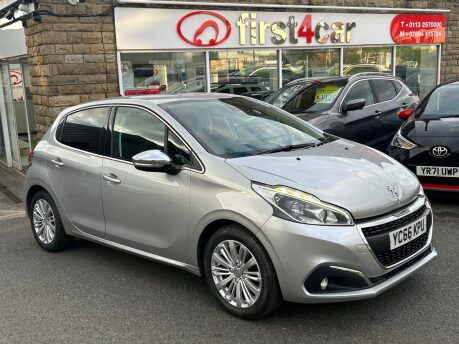 Peugeot 208 PURETECH ALLURE