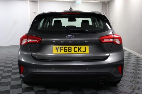 Ford Focus TITANIUM 8