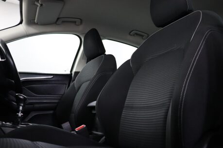 Ford Focus TITANIUM 35