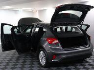 Ford Focus TITANIUM 21