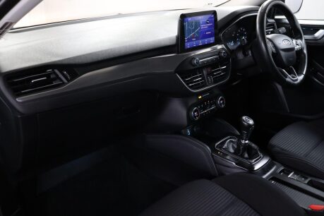 Ford Focus TITANIUM 34