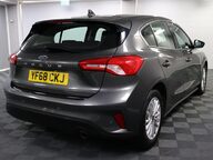 Ford Focus TITANIUM 11