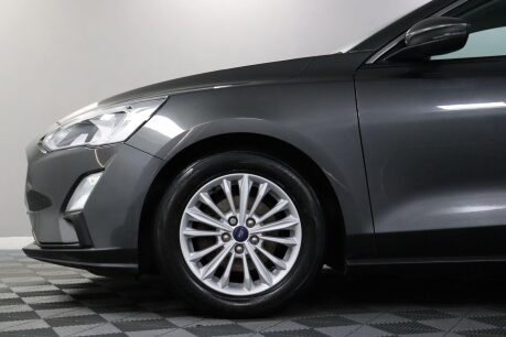 Ford Focus TITANIUM 27