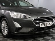 Ford Focus TITANIUM 24