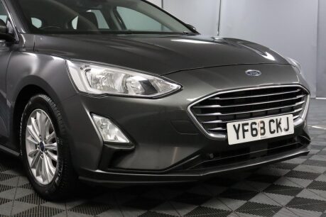 Ford Focus TITANIUM 24