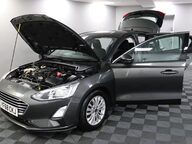 Ford Focus TITANIUM 16