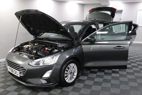 Ford Focus TITANIUM 16