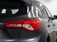 Ford Focus TITANIUM 23