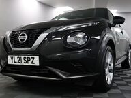 Nissan Juke DIG-T N-CONNECTA 28