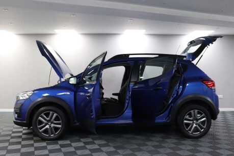 Dacia Sandero Stepway ESSENTIAL TCE 6