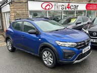 Dacia Sandero Stepway ESSENTIAL TCE 1