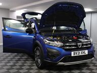 Dacia Sandero Stepway ESSENTIAL TCE 15