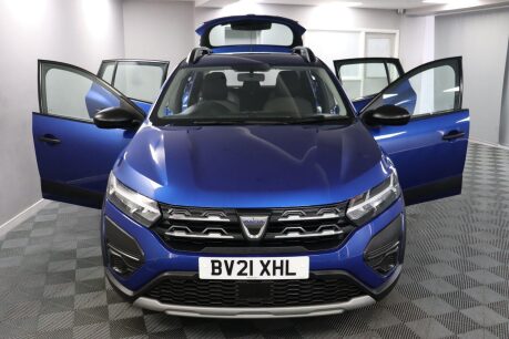 Dacia Sandero Stepway ESSENTIAL TCE 7