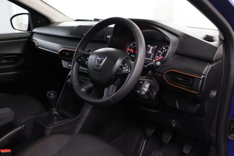 Dacia Sandero Stepway ESSENTIAL TCE 5