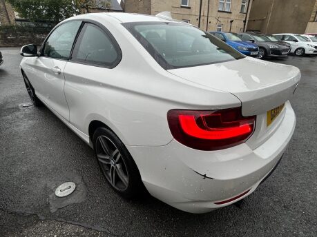 BMW 2 Series 218D SPORT 6