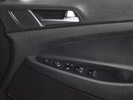 Hyundai TUCSON GDI SE NAV 36