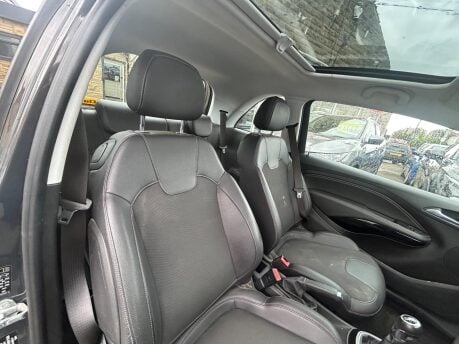 Vauxhall Adam GLAM 10