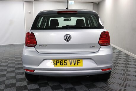 Volkswagen Polo SE 8