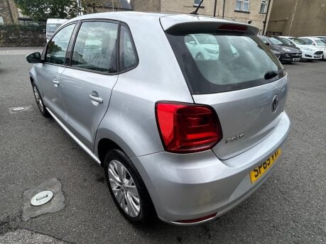 Volkswagen Polo SE 6