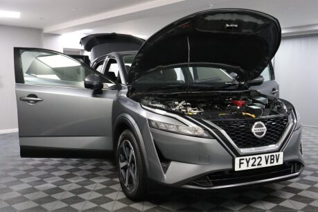 Nissan Qashqai DIG-T N-CONNECTA MHEV 15