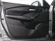 Nissan Qashqai DIG-T N-CONNECTA MHEV 44