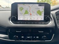 Nissan Qashqai DIG-T N-CONNECTA MHEV 11