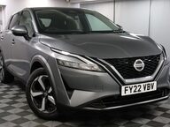 Nissan Qashqai DIG-T N-CONNECTA MHEV 19