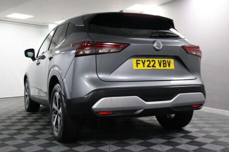 Nissan Qashqai DIG-T N-CONNECTA MHEV 29