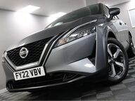 Nissan Qashqai DIG-T N-CONNECTA MHEV 32