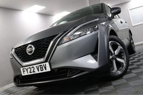 Nissan Qashqai DIG-T N-CONNECTA MHEV 32