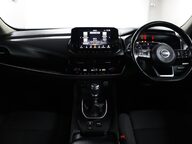 Nissan Qashqai DIG-T N-CONNECTA MHEV 41