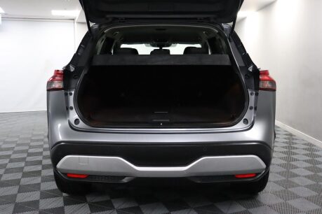 Nissan Qashqai DIG-T N-CONNECTA MHEV 14