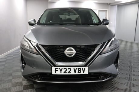 Nissan Qashqai DIG-T N-CONNECTA MHEV 2