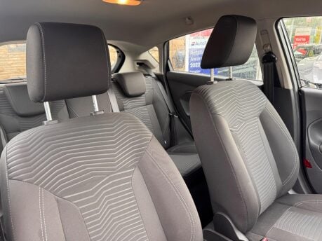 Ford Fiesta ZETEC 10